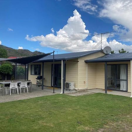 Villa Sunny Escape In Old Cromwell Esterno foto