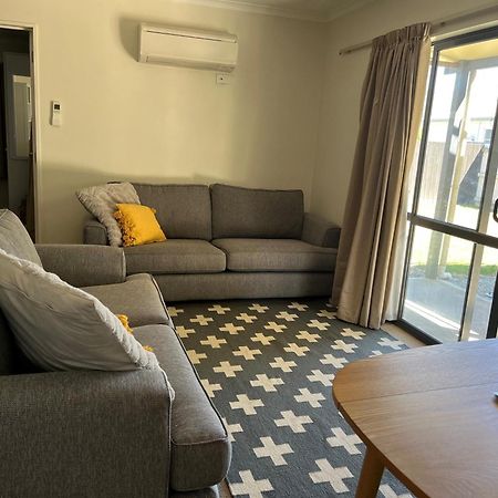 Villa Sunny Escape In Old Cromwell Esterno foto