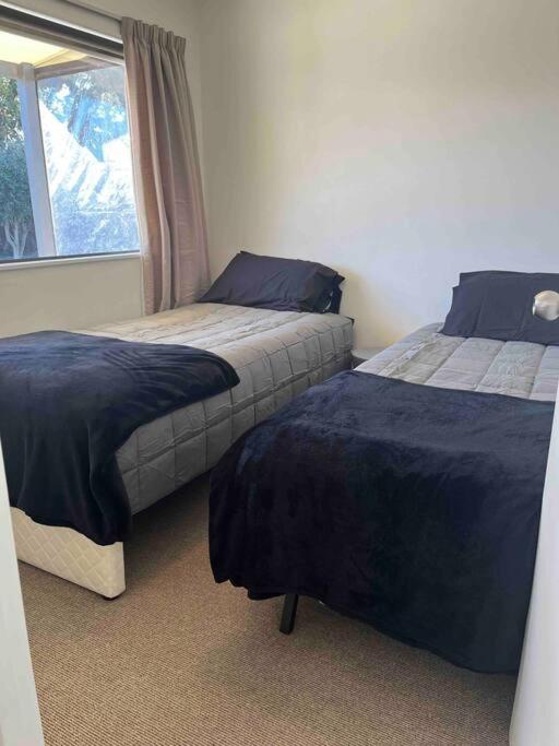 Villa Sunny Escape In Old Cromwell Esterno foto