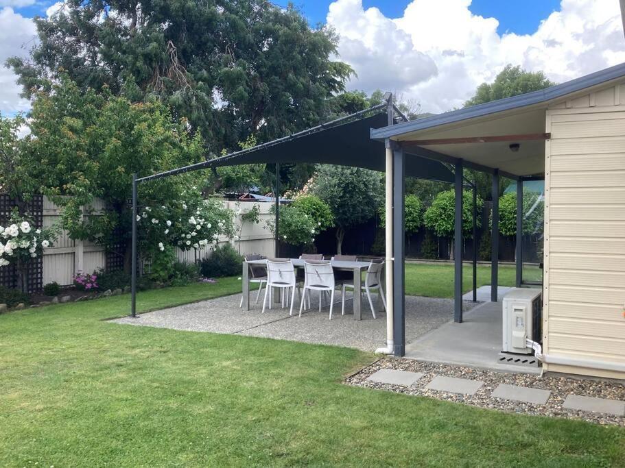 Villa Sunny Escape In Old Cromwell Esterno foto